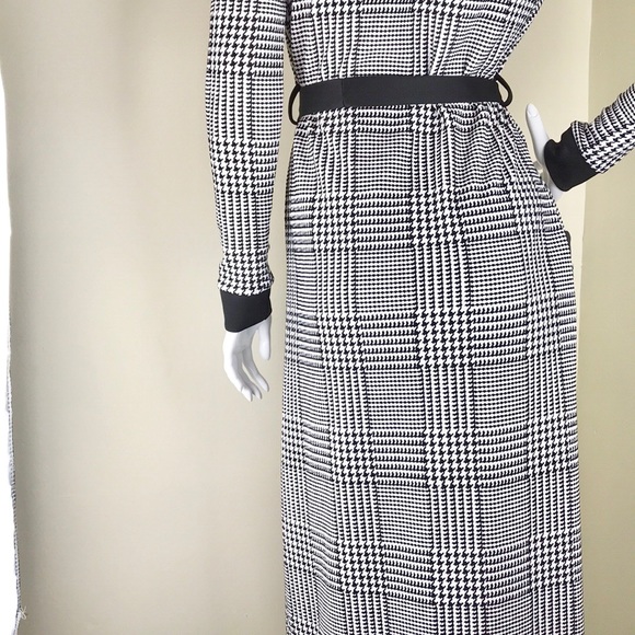 “Jackie” Flocked Plaid Maxi Set - Picture 6 of 7